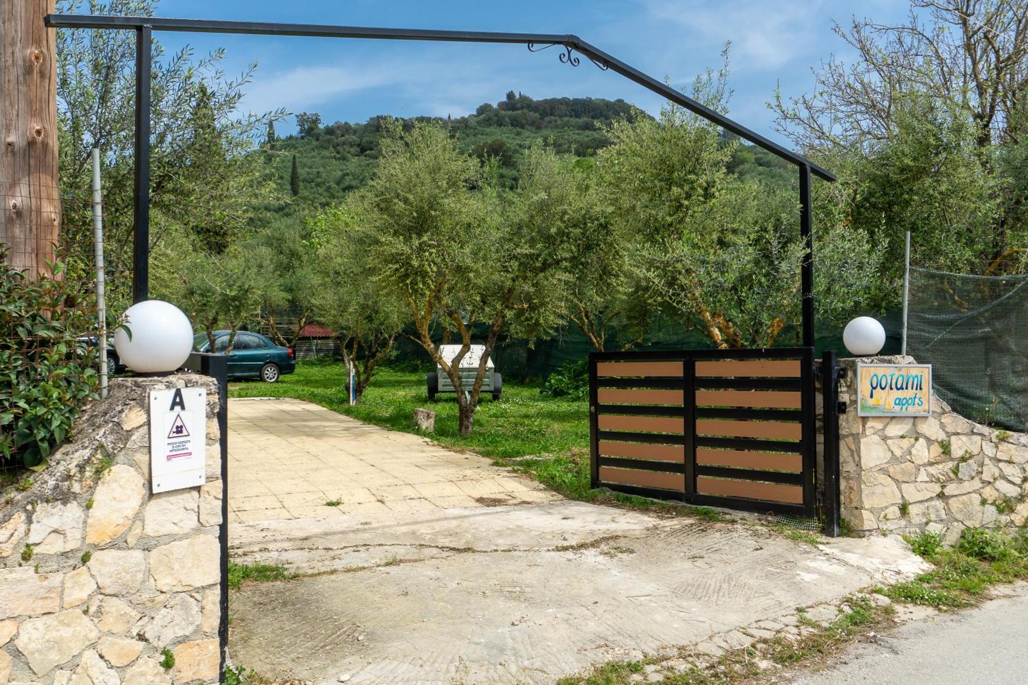 Potami Appts Apartment Ano Yerakarion Exterior photo